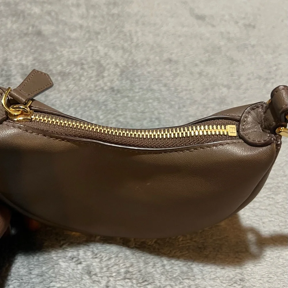 Nano Fendigraphy Fendi Brown Leather clutch - Picture 5 of 8
